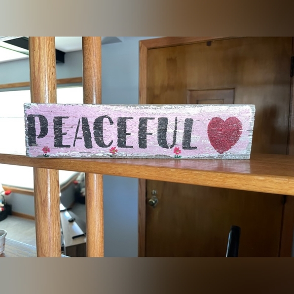 Peaceful wood sign decor - Picture 1 of 8